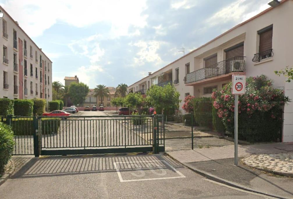 Joli T3 3 Min Gare Perpignan Daire Dış mekan fotoğraf